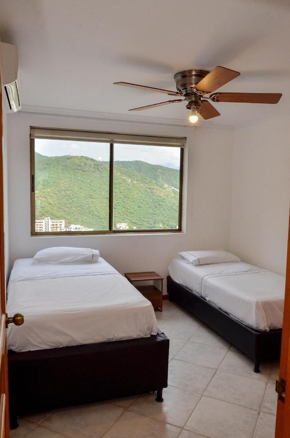 Apartamentos El Penon Del Rodadero Vista Al Mar - By Apartamar Santa Marta Esterno foto